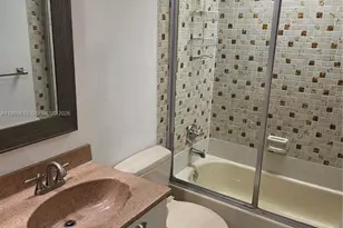 8065 SW 107th Ave, Miami, FL 33173 - Photo 14