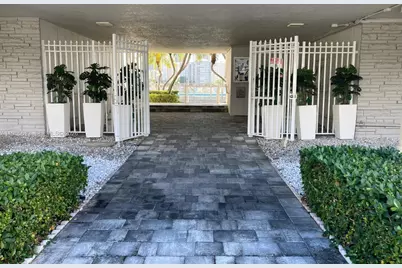 462 Golden Isles Dr #206, Hallandale Beach, FL 33009 - Photo 2