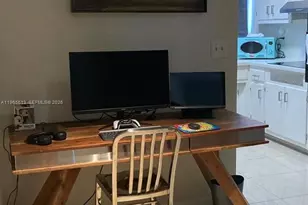 462 Golden Isles Dr, Hallandale Beach, FL 33009 - Photo 12