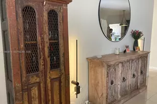 462 Golden Isles Dr, Hallandale Beach, FL 33009 - Photo 20