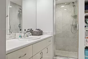 16485 Collins Ave, Sunny Isles Beach, FL 33160 - Photo 26