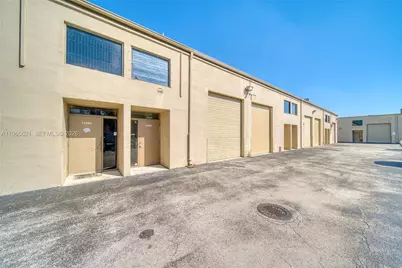 12107 SW 131st Ave, Miami, FL 33186 - Photo 14