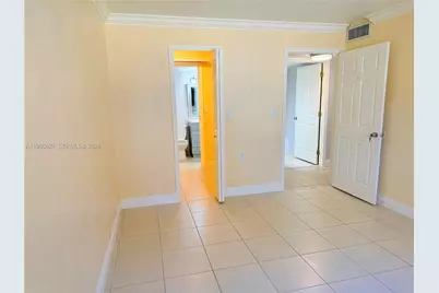 7140 NW 179th St #107, Hialeah, FL 33015 - Photo 14