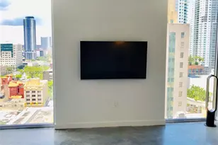 151 SE 1st St, Miami, FL 33131 - Photo 6