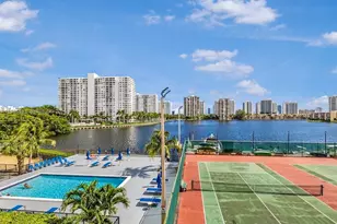 2780 NE 183rd St, Aventura, FL 33160 - Photo 12