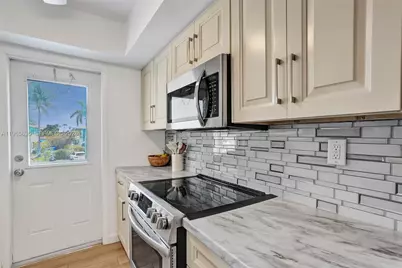 934 SE 9th Ave #17, Pompano Beach, FL 33060 - Photo 36