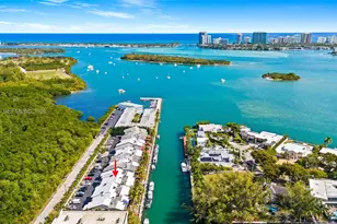 2662 NE 135th St, North Miami, FL 33181 - Photo 1