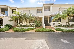 2662 NE 135th St, North Miami, FL 33181 - Photo 26