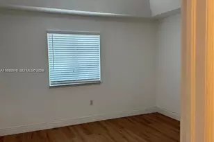 3085 SE 17th Ave, Homestead, FL 33035 - Photo 8