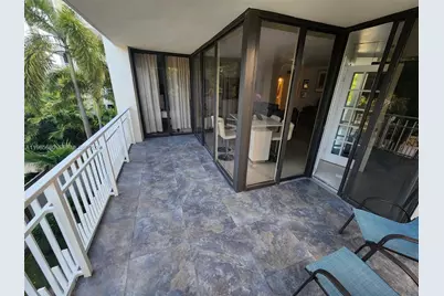 1000 Quayside Ter #408, Miami, FL 33138 - Photo 22