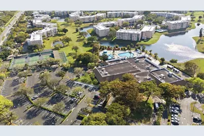 9850 Sunrise Lakes Blvd #305, Sunrise, FL 33322 - Photo 30
