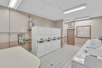 [Address not provided], Hallandale Beach, FL 33009 - Photo 18