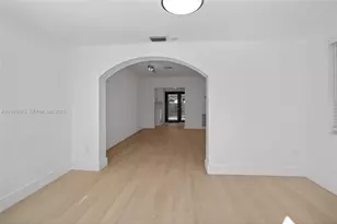 1113 N Victoria Park Rd, Fort Lauderdale, FL 33304 - Photo 2