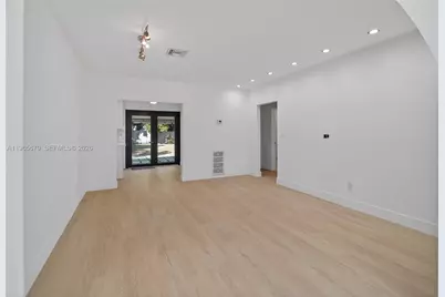 1113 N Victoria Park Rd, Fort Lauderdale, FL 33304 - Photo 4