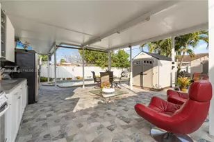 351 E 13th St, Hialeah, FL 33010 - Photo 18