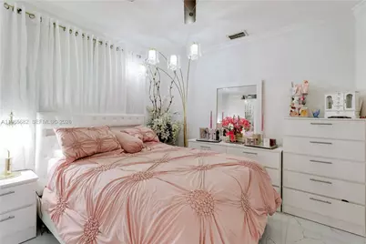351 E 13th St, Hialeah, FL 33010 - Photo 22