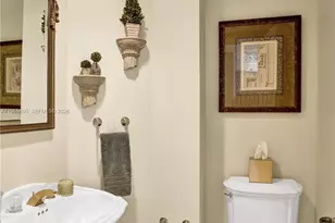 301 N Birch Rd, Fort Lauderdale, FL 33304 - Photo 22