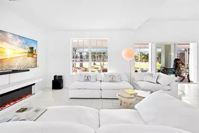 1196 SW Live Oak Cv, Port Saint Lucie, FL 34986 - Photo 8