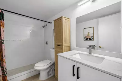 345 Ocean Dr #718, Miami Beach, FL 33139 - Photo 6