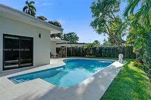 1941 NE 186th Dr, North Miami Beach, FL 33179 - Photo 46