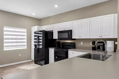 2819 NW 181st St, Miami Gardens, FL 33056 - Photo 8