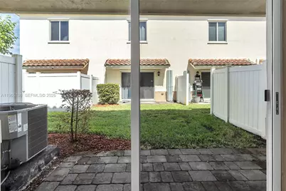 2819 NW 181st St, Miami Gardens, FL 33056 - Photo 24