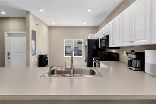 2819 NW 181st St, Miami Gardens, FL 33056 - Photo 10