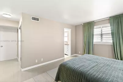 301 NE 14th Ave #601, Hallandale Beach, FL 33009 - Photo 10