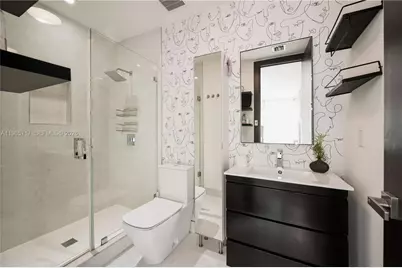 8259 NW 34th St, Doral, FL 33122 - Photo 14
