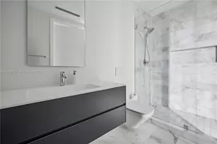 420 N Hibiscus Dr, Miami Beach, FL 33139 - Photo 24