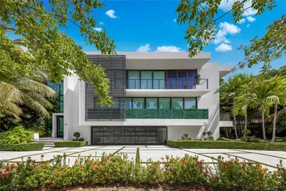 420 N Hibiscus Dr, Miami Beach, FL 33139 - Photo 1