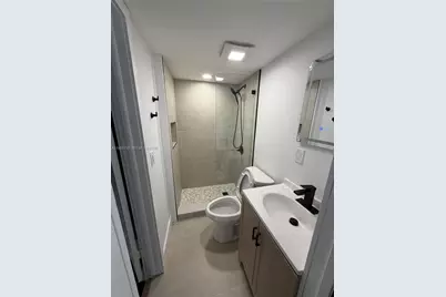 9175 Fontainebleau Blvd #7, Miami, FL 33172 - Photo 4