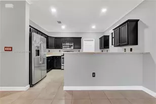 3401 SE 5th St, Homestead, FL 33033 - Photo 2