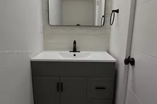 1910 NW 134th St, Miami, FL 33167 - Photo 16