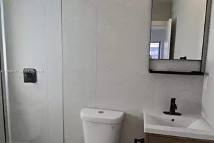 1910 NW 134th St, Miami, FL 33167 - Photo 18