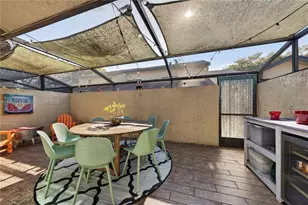 8733 Cleary Blvd, Plantation, FL 33324 - Photo 12