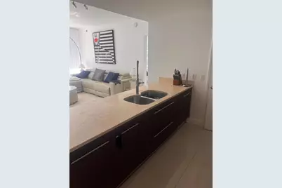 475 Brickell Ave #3613, Miami, FL 33131 - Photo 4