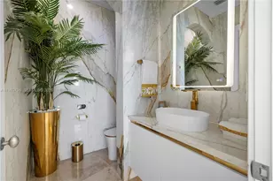 16479 NE 30th Ave, North Miami Beach, FL 33160 - Photo 20