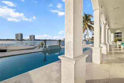 16479 NE 30th Ave, North Miami Beach, FL 33160 - Photo 10