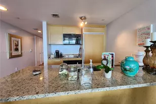 1800 S Ocean Dr, Hallandale Beach, FL 33009 - Photo 18