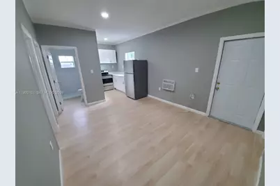 2425 NW 28th St, Miami, FL 33142 - Photo 16