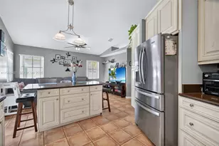 19238 NW 19th St, Pembroke Pines, FL 33029 - Photo 8