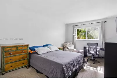 7400 Miami Lakes Dr #D205, Miami Lakes, FL 33014 - Photo 12