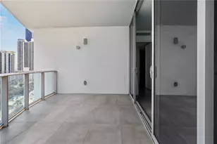17550 Collins Ave, Sunny Isles Beach, FL 33160 - Photo 30