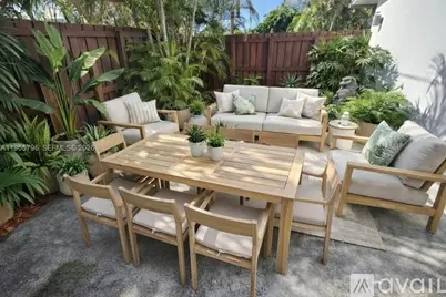 2308 NW 3rd Ave #4, Wilton Manors, FL 33311 - Photo 1