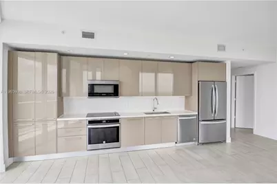 2000 Metropica Way #2110, Sunrise, FL 33323 - Photo 10
