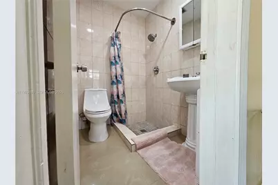 1232 NE 181st St, North Miami Beach, FL 33162 - Photo 26