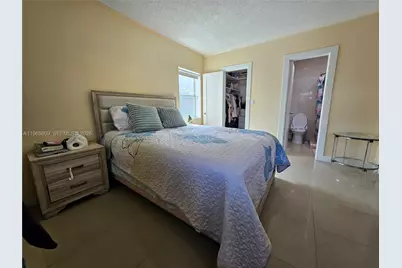 1232 NE 181st St, North Miami Beach, FL 33162 - Photo 24