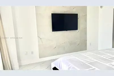 3701 N Country Club Dr #1505, Aventura, FL 33180 - Photo 34