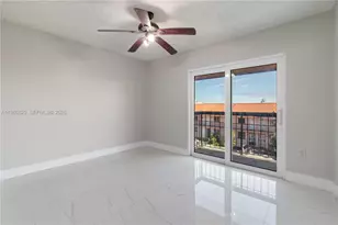 2162 W 60th St, Hialeah, FL 33016 - Photo 10